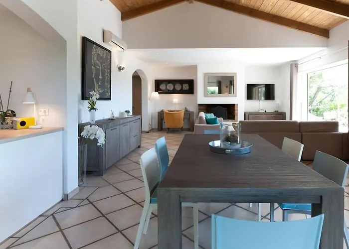 Dona Lisa Proche Des Plages! * Porto-Vecchio (Corsica)